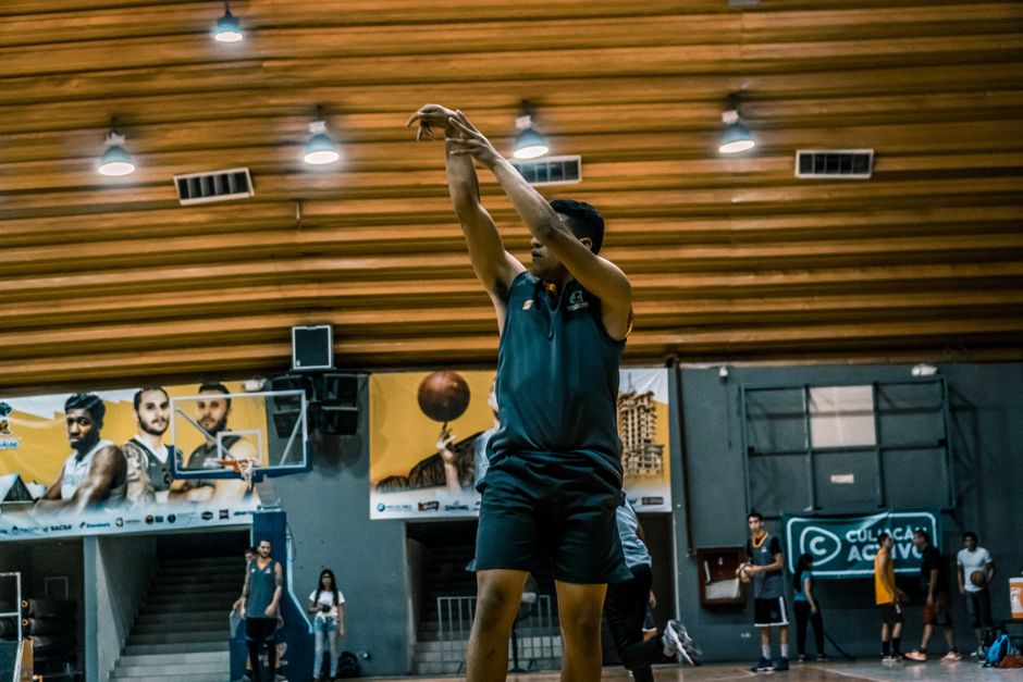爱游戏体育_NBA选秀大会：奇才摘迪班萨为状元 皮特森成榜眼